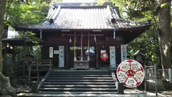 小芝八幡宮の本殿・本堂