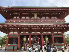 浅草寺の山門