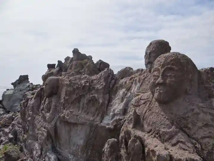 十六羅漢岩 (山形県)