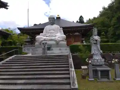 御誕生寺（猫寺）(福井県)