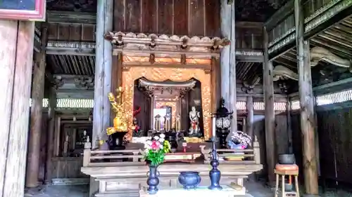 定光寺の本殿・本堂