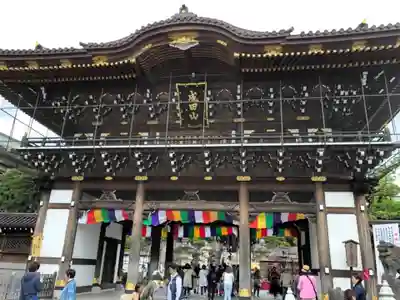 成田山新勝寺の山門・神門