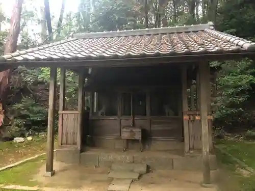 地祇神社の本殿