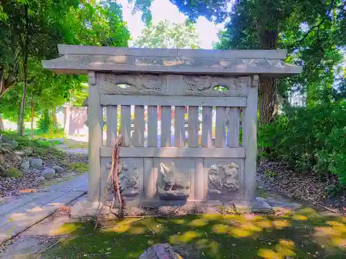 神明社（三丸渕上屋敷）の建物その他