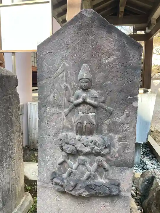 聖輪寺の{uncategorized: "未分類", other: "その他", undefined: "問題あり", building: "その他建物", grave: "お墓", sacred_gate: "鳥居", guardian: "狛犬", statue: "像", buddha: "仏像", history: "歴史", nature: "自然", garden: "庭園", animal: "動物", pagoda: "塔", temizu: "手水舎", mountain_gate: "山門・神門", sanctuary: "本殿・本堂", subordinate: "末社・摂社", art: "芸術", scenery: "景色", jizo: "地蔵", ema: "絵馬", goshuin: "御朱印", omikuji: "おみくじ", items: "授与品その他", amulet: "お守り", goshuincho: "御朱印帳", eats: "食事", festival: "お祭り", votive_dance: "神楽", shichigosan: "七五三参", wedding: "結婚式", experience: "体験その他", initially: "初詣", around: "周辺", anti_infection: "感染症対策"}