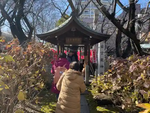 若宮八幡社の末社