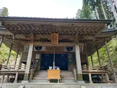 八海山坂本神社の{uncategorized: "未分類", other: "その他", undefined: "問題あり", building: "その他建物", grave: "お墓", sacred_gate: "鳥居", guardian: "狛犬", statue: "像", buddha: "仏像", history: "歴史", nature: "自然", garden: "庭園", animal: "動物", pagoda: "塔", temizu: "手水舎", mountain_gate: "山門・神門", sanctuary: "本殿・本堂", subordinate: "末社・摂社", art: "芸術", scenery: "景色", jizo: "地蔵", ema: "絵馬", goshuin: "御朱印", omikuji: "おみくじ", items: "授与品その他", amulet: "お守り", goshuincho: "御朱印帳", eats: "食事", festival: "お祭り", votive_dance: "神楽", shichigosan: "七五三参", wedding: "結婚式", experience: "体験その他", initially: "初詣", around: "周辺", anti_infection: "感染症対策"}