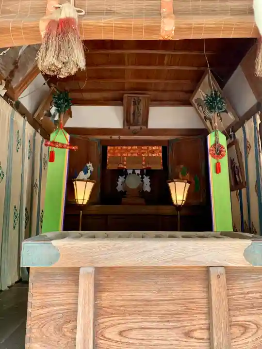 志波彦神社・鹽竈神社の{uncategorized: "未分類", other: "その他", undefined: "問題あり", building: "その他建物", grave: "お墓", sacred_gate: "鳥居", guardian: "狛犬", statue: "像", buddha: "仏像", history: "歴史", nature: "自然", garden: "庭園", animal: "動物", pagoda: "塔", temizu: "手水舎", mountain_gate: "山門・神門", sanctuary: "本殿・本堂", subordinate: "末社・摂社", art: "芸術", scenery: "景色", jizo: "地蔵", ema: "絵馬", goshuin: "御朱印", omikuji: "おみくじ", items: "授与品その他", amulet: "お守り", goshuincho: "御朱印帳", eats: "食事", festival: "お祭り", votive_dance: "神楽", shichigosan: "七五三参", wedding: "結婚式", experience: "体験その他", initially: "初詣", around: "周辺", anti_infection: "感染症対策"}