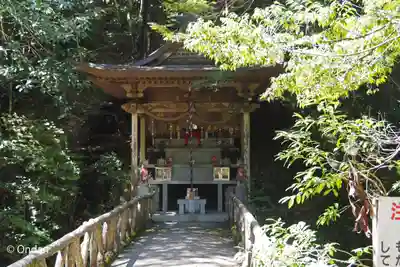 満願滝弁財天(大阪府)