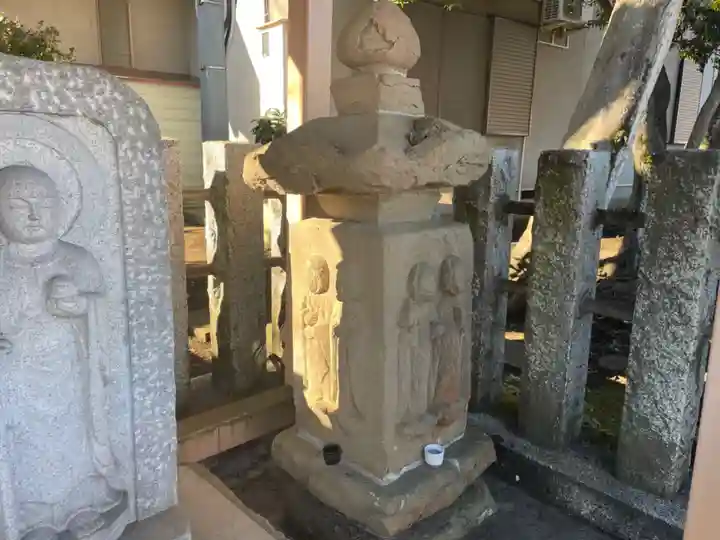 村富神社の末社・摂社