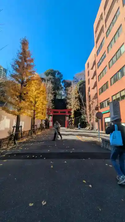 愛宕神社の{uncategorized: "未分類", other: "その他", undefined: "問題あり", building: "その他建物", grave: "お墓", sacred_gate: "鳥居", guardian: "狛犬", statue: "像", buddha: "仏像", history: "歴史", nature: "自然", garden: "庭園", animal: "動物", pagoda: "塔", temizu: "手水舎", mountain_gate: "山門・神門", sanctuary: "本殿・本堂", subordinate: "末社・摂社", art: "芸術", scenery: "景色", jizo: "地蔵", ema: "絵馬", goshuin: "御朱印", omikuji: "おみくじ", items: "授与品その他", amulet: "お守り", goshuincho: "御朱印帳", eats: "食事", festival: "お祭り", votive_dance: "神楽", shichigosan: "七五三参", wedding: "結婚式", experience: "体験その他", initially: "初詣", around: "周辺", anti_infection: "感染症対策"}