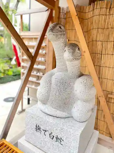 蛇窪神社の狛犬