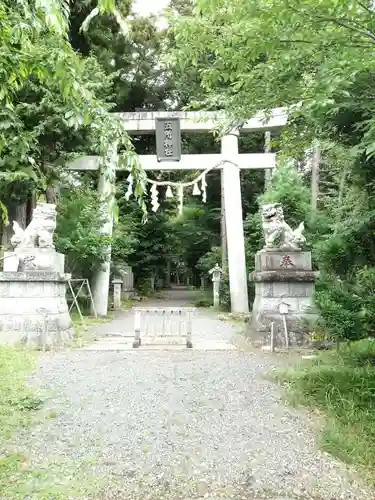 五所駒瀧神社の鳥居