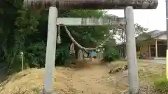 諏訪神社の鳥居