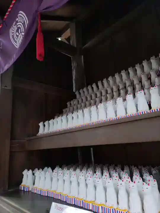 被官稲荷神社の授与品その他