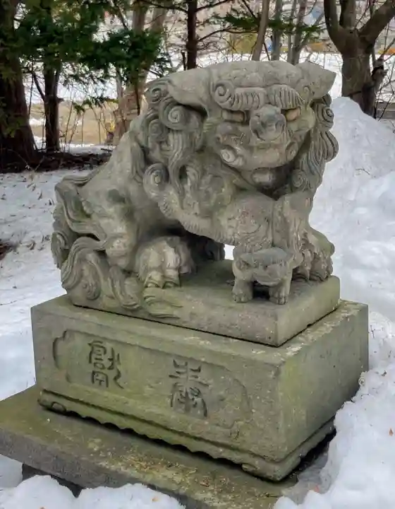 菜洗神社の狛犬