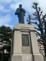 泉岳寺の{uncategorized: "未分類", other: "その他", undefined: "問題あり", building: "その他建物", grave: "お墓", sacred_gate: "鳥居", guardian: "狛犬", statue: "像", buddha: "仏像", history: "歴史", nature: "自然", garden: "庭園", animal: "動物", pagoda: "塔", temizu: "手水舎", mountain_gate: "山門・神門", sanctuary: "本殿・本堂", subordinate: "末社・摂社", art: "芸術", scenery: "景色", jizo: "地蔵", ema: "絵馬", goshuin: "御朱印", omikuji: "おみくじ", items: "授与品その他", amulet: "お守り", goshuincho: "御朱印帳", eats: "食事", festival: "お祭り", votive_dance: "神楽", shichigosan: "七五三参", wedding: "結婚式", experience: "体験その他", initially: "初詣", around: "周辺", anti_infection: "感染症対策"}