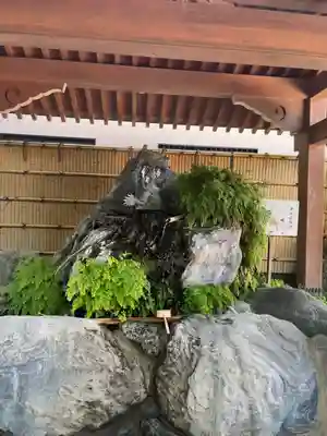 馬橋稲荷神社の手水舎