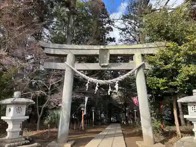 間々田八幡宮の鳥居