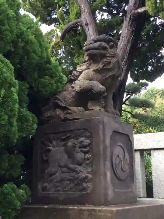 森戸大明神(森戸神社)の狛犬
