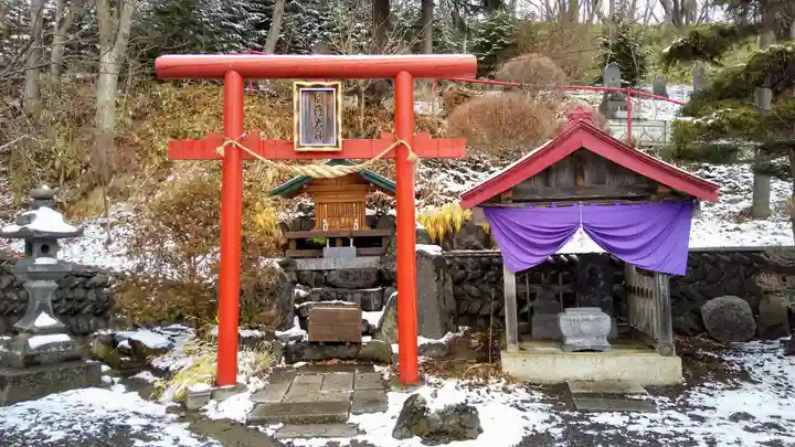 清滝寺の末社・摂社