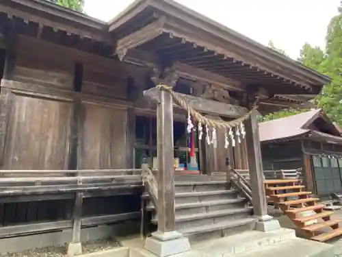 若宮八幡宮の本殿・本堂