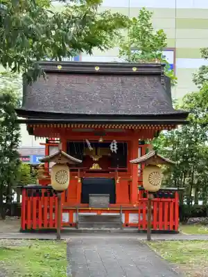 伏見稲荷大社御旅所の{uncategorized: "未分類", other: "その他", undefined: "問題あり", building: "その他建物", grave: "お墓", sacred_gate: "鳥居", guardian: "狛犬", statue: "像", buddha: "仏像", history: "歴史", nature: "自然", garden: "庭園", animal: "動物", pagoda: "塔", temizu: "手水舎", mountain_gate: "山門・神門", sanctuary: "本殿・本堂", subordinate: "末社・摂社", art: "芸術", scenery: "景色", jizo: "地蔵", ema: "絵馬", goshuin: "御朱印", omikuji: "おみくじ", items: "授与品その他", amulet: "お守り", goshuincho: "御朱印帳", eats: "食事", festival: "お祭り", votive_dance: "神楽", shichigosan: "七五三参", wedding: "結婚式", experience: "体験その他", initially: "初詣", around: "周辺", anti_infection: "感染症対策"}