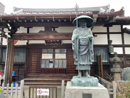 谷中西光寺の像