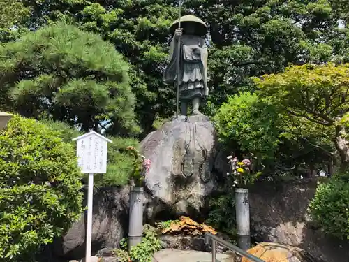 川崎大師（平間寺）の像