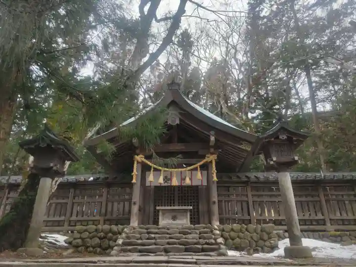 諏訪大社上社前宮(長野県)