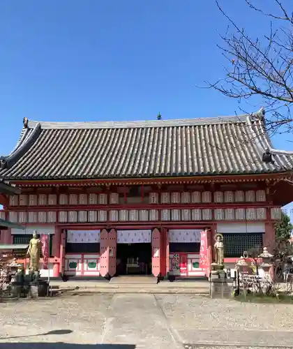 愛染堂勝鬘院の本殿・本堂