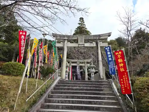 宮地嶽神社の末社・摂社
