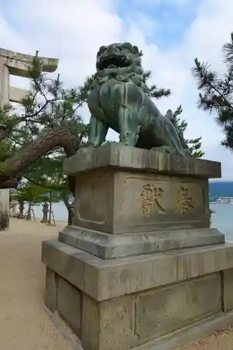 厳島神社の狛犬