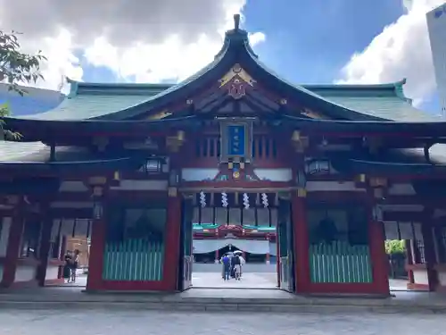 日枝神社の山門