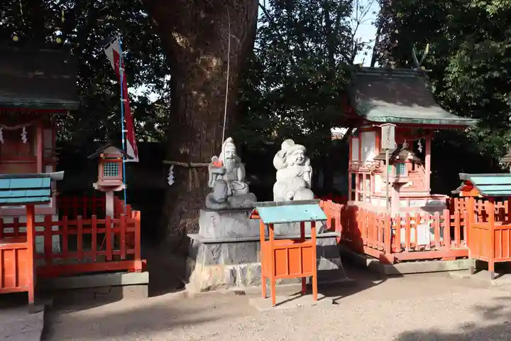 長田神社の像