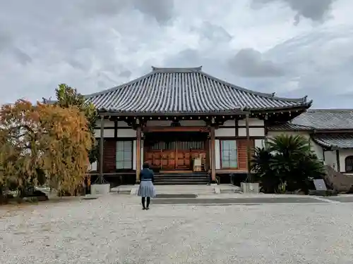 万福寺の本殿・本堂