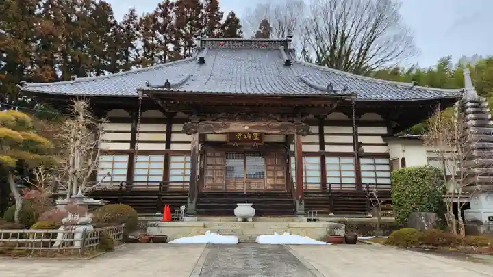 霊山寺の本殿・本堂
