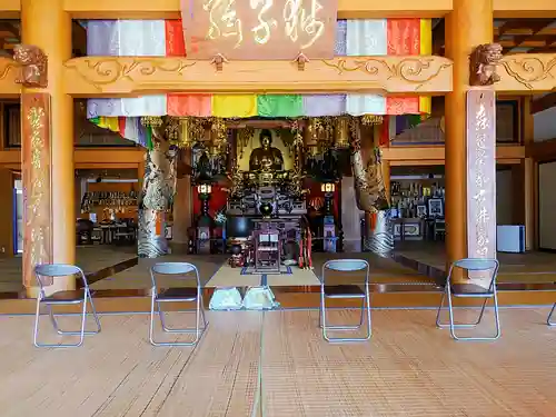 法持寺の本殿・本堂