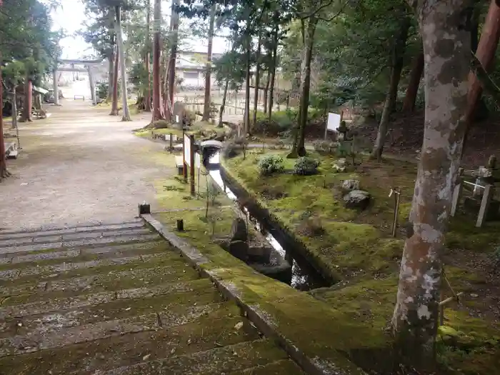 小野神社の建物その他