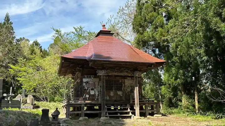 泉蔵院(鮎貝観音堂)(山形県)