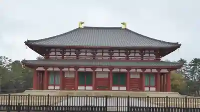 興福寺の本殿・本堂