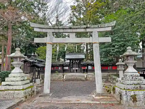 那波加神社の鳥居