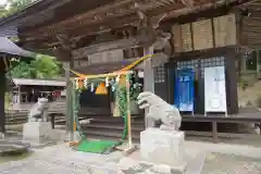 長屋神社の本殿