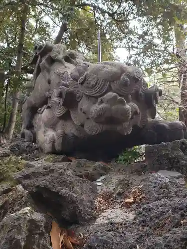 赤坂氷川神社の狛犬