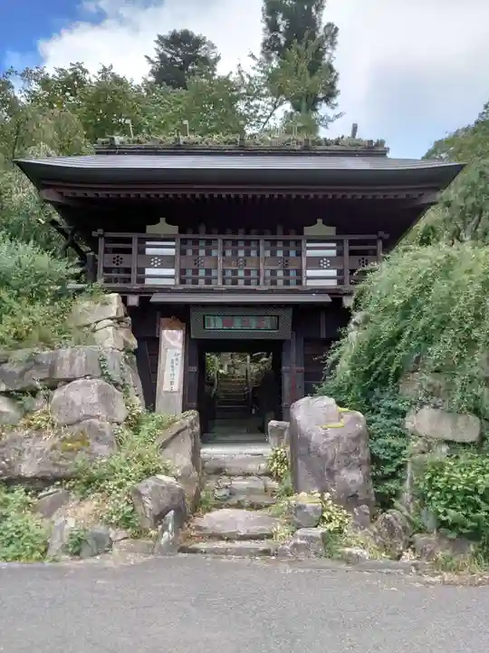 竜昌寺の山門・神門