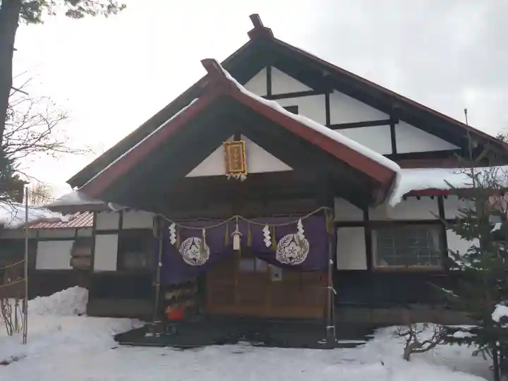 多賀神社の本殿・本堂
