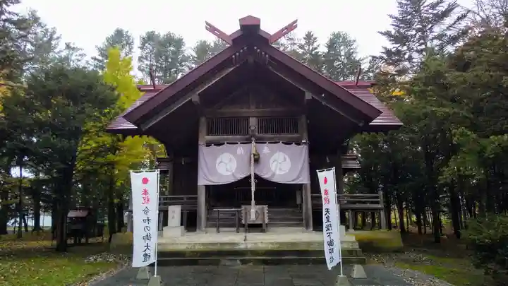川西神社の本殿・本堂