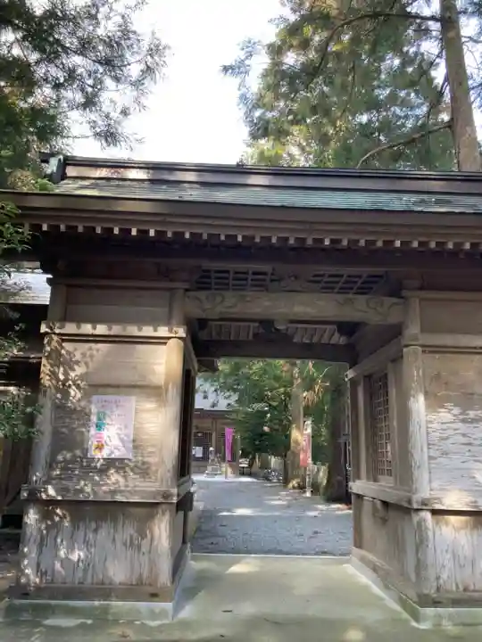 庭田神社の山門・神門