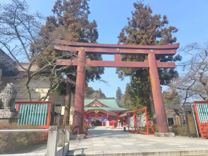 宮城縣護國神社の{uncategorized: "未分類", other: "その他", undefined: "問題あり", building: "その他建物", grave: "お墓", sacred_gate: "鳥居", guardian: "狛犬", statue: "像", buddha: "仏像", history: "歴史", nature: "自然", garden: "庭園", animal: "動物", pagoda: "塔", temizu: "手水舎", mountain_gate: "山門・神門", sanctuary: "本殿・本堂", subordinate: "末社・摂社", art: "芸術", scenery: "景色", jizo: "地蔵", ema: "絵馬", goshuin: "御朱印", omikuji: "おみくじ", items: "授与品その他", amulet: "お守り", goshuincho: "御朱印帳", eats: "食事", festival: "お祭り", votive_dance: "神楽", shichigosan: "七五三参", wedding: "結婚式", experience: "体験その他", initially: "初詣", around: "周辺", anti_infection: "感染症対策"}