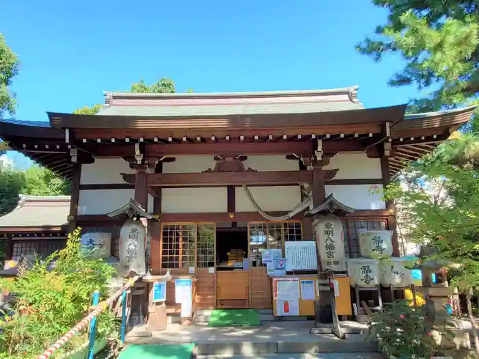 東明八幡神社の本殿